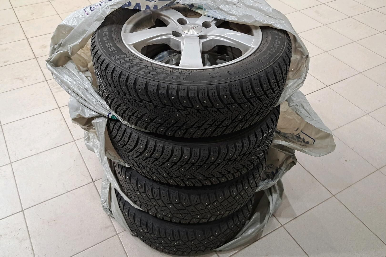 Ford Fiesta iso kuva 23