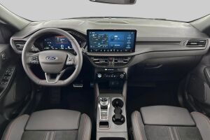 Ford Kuga esikatselu 10