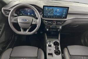 Ford Kuga esikatselu 14