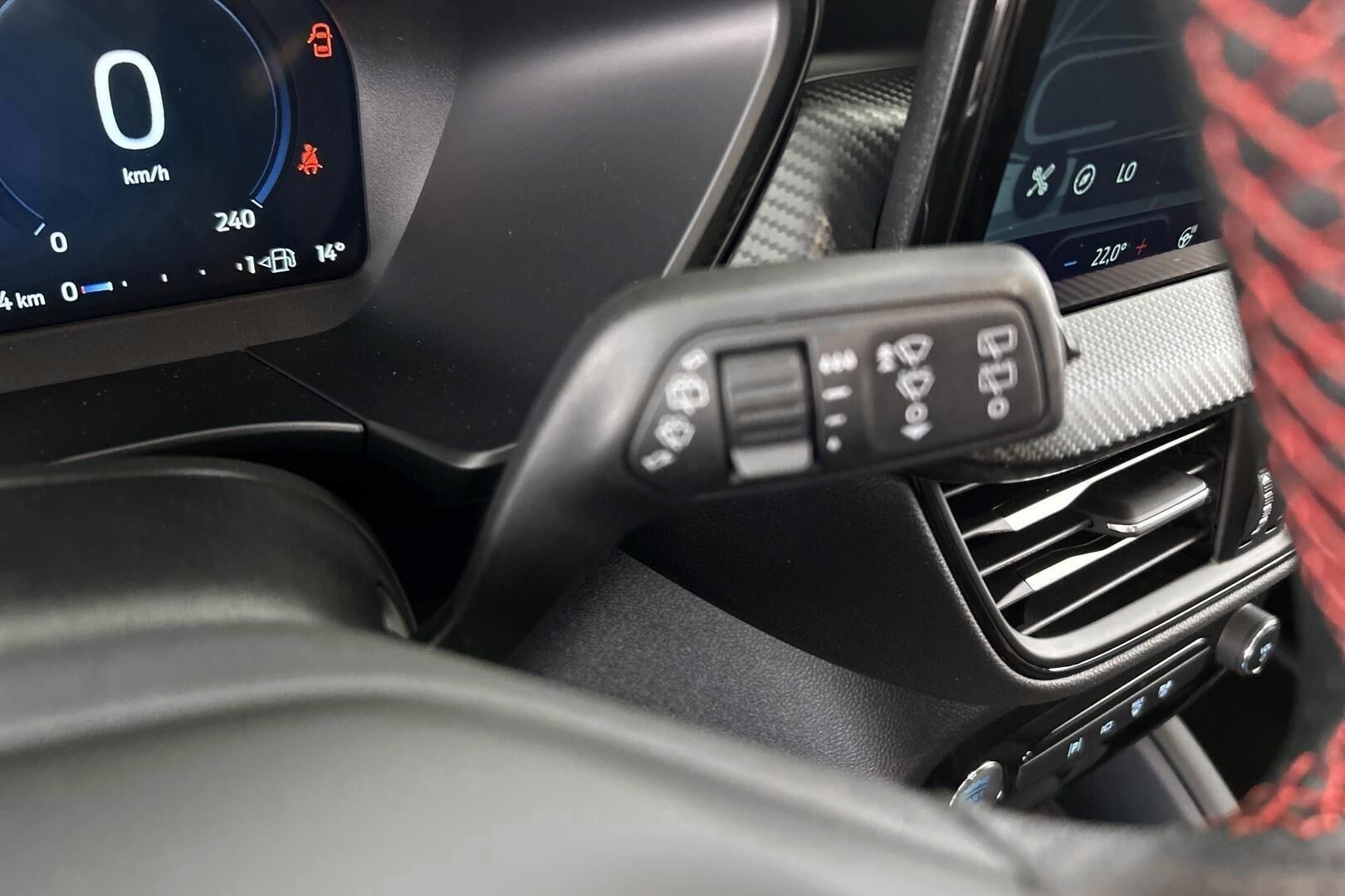 Ford Kuga iso kuva 26