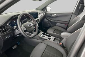 Ford Kuga esikatselu 8