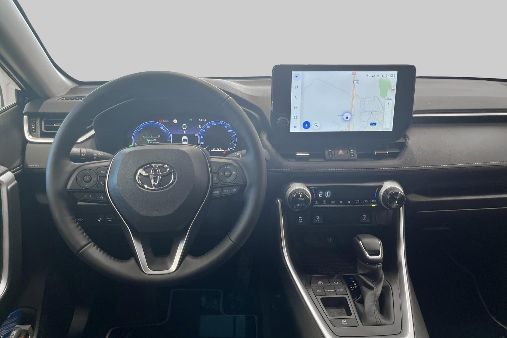 Toyota RAV4 iso kuva 9