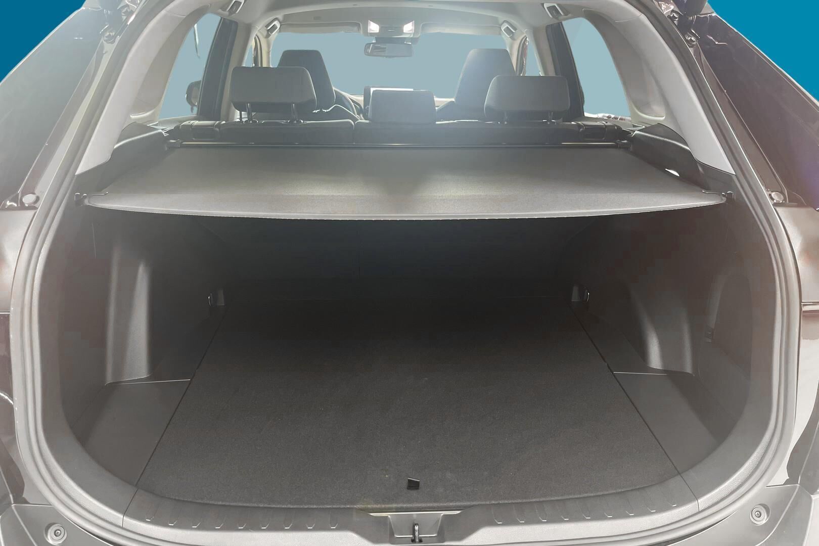 Toyota RAV4 iso kuva 10