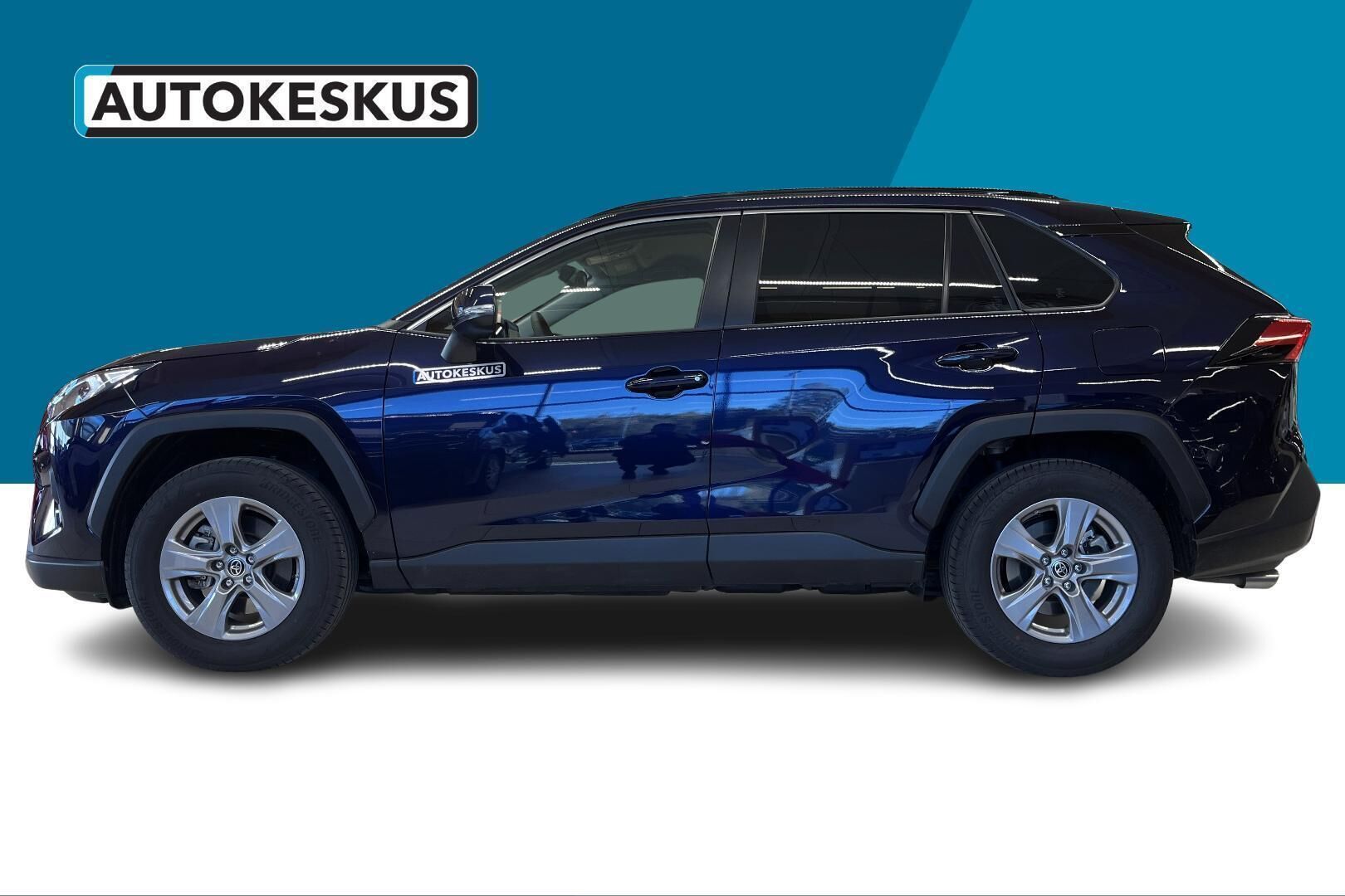 Toyota RAV4 iso kuva 6