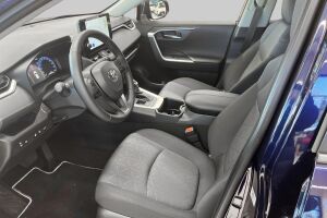 Toyota RAV4 esikatselu 7