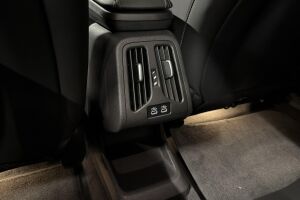 BMW X1 esikatselu 12