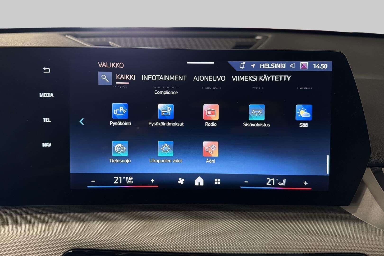 BMW X1 iso kuva 29