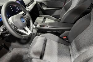 BMW iX2 esikatselu 8