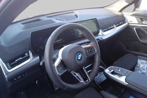 BMW iX2 esikatselu 1