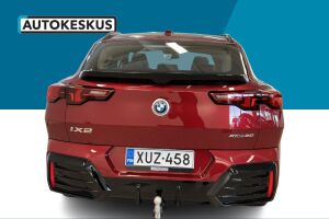 BMW iX2 esikatselu 5