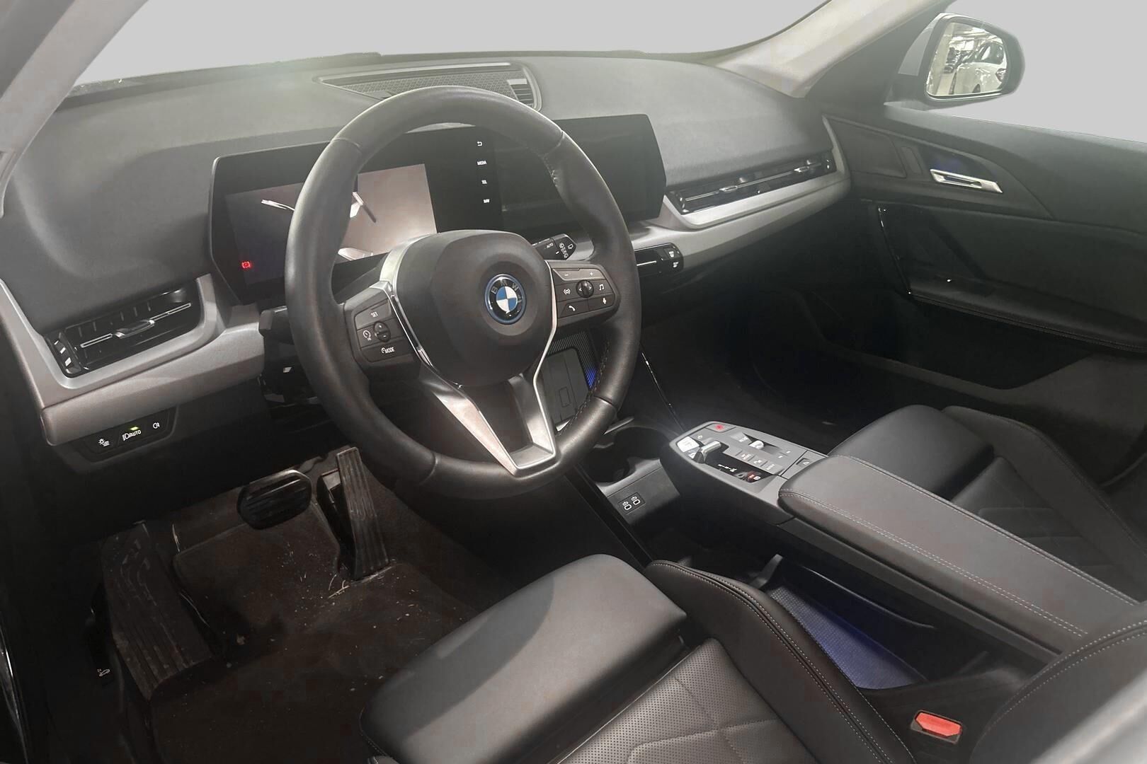 BMW X1 iso kuva 1