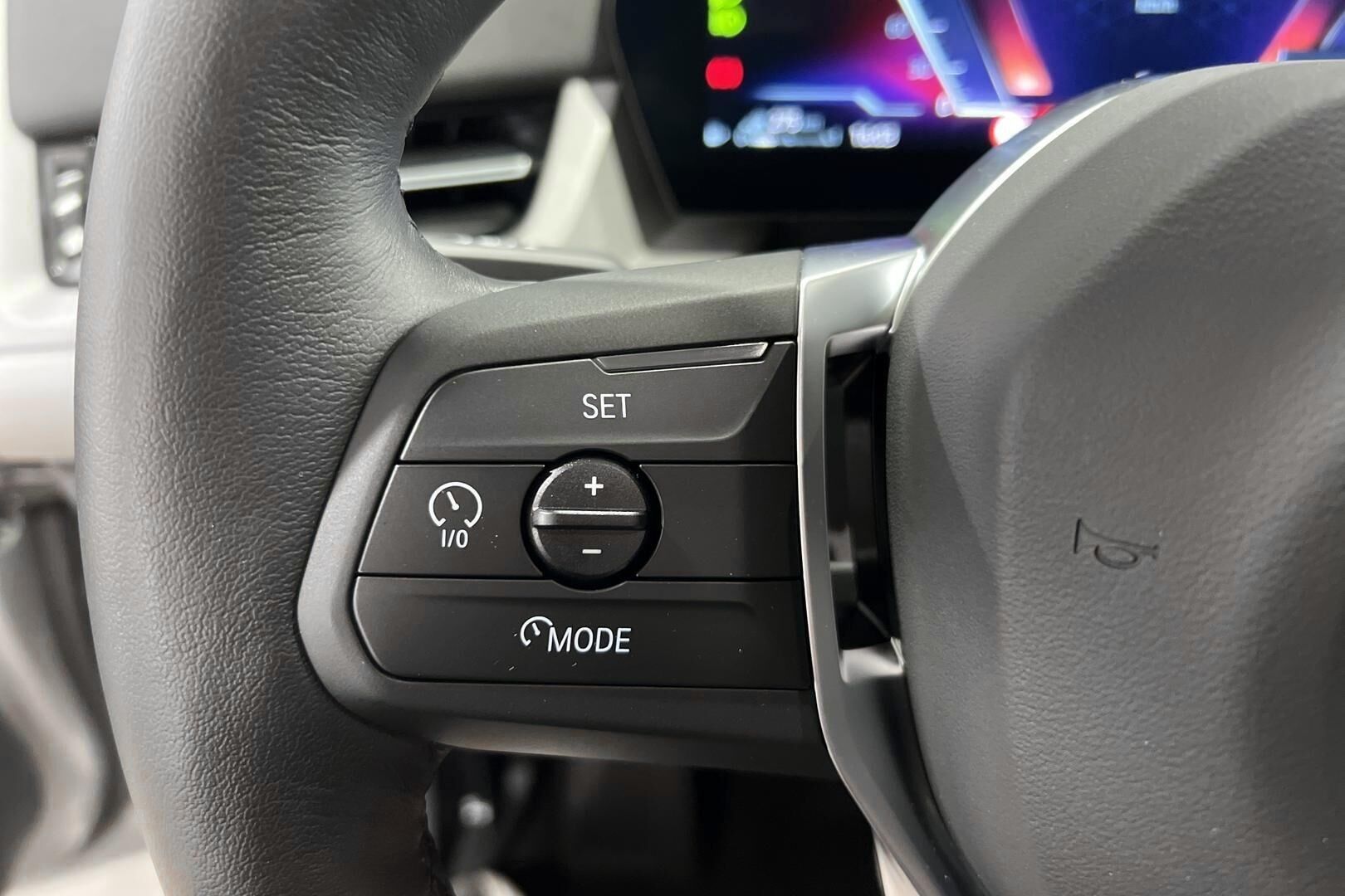 BMW X1 iso kuva 12