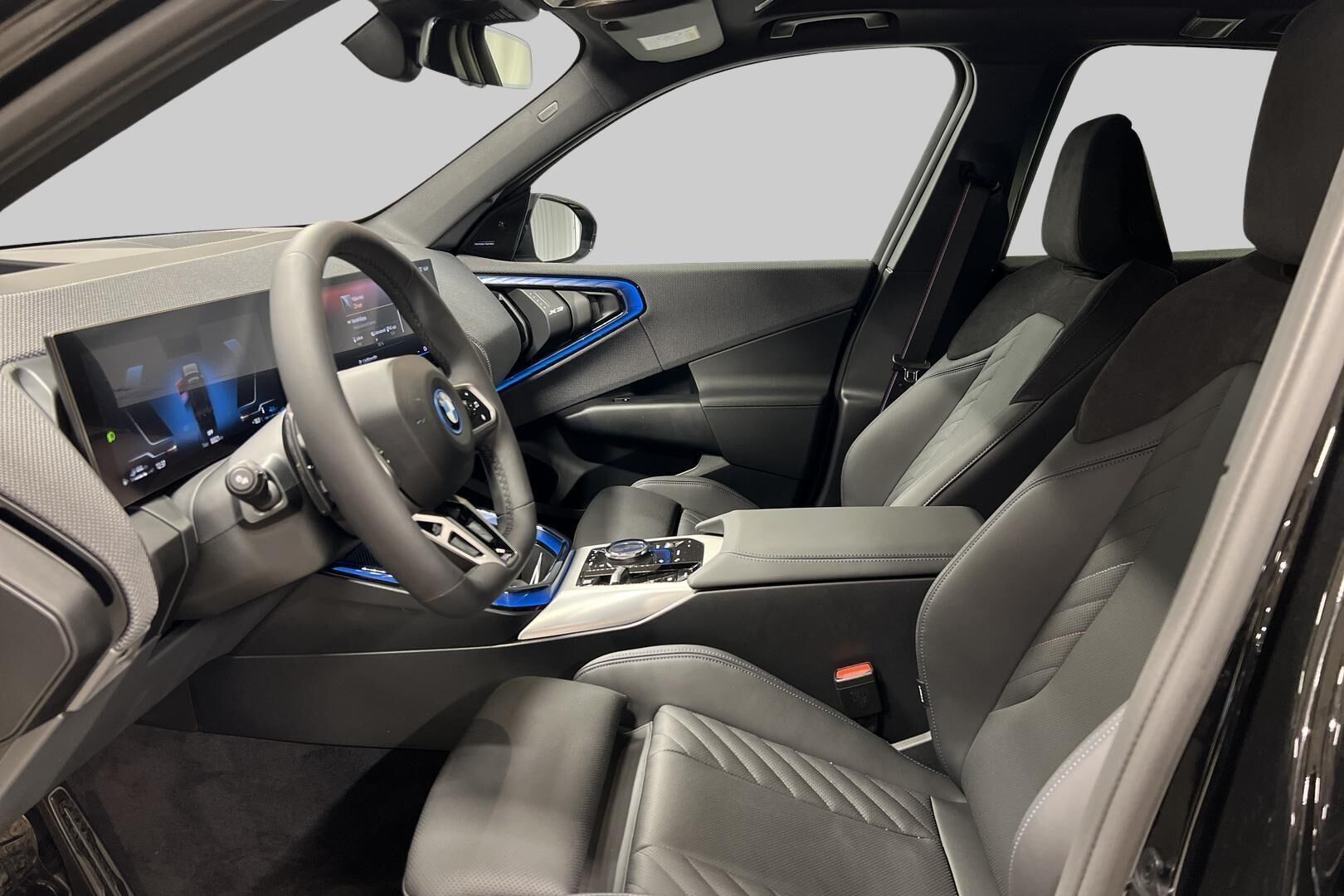 BMW X3 iso kuva 8