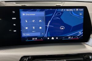 BMW iX2 esikatselu 21