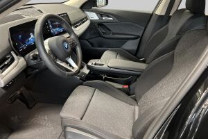 BMW iX2 esikatselu 8
