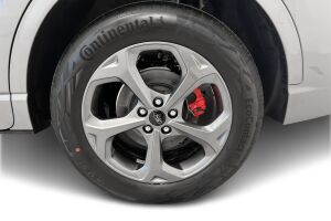 Ford Kuga esikatselu 12