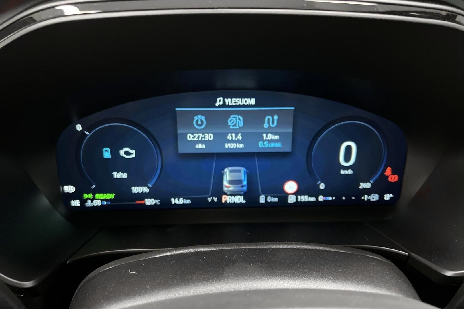 Ford Kuga iso kuva 13