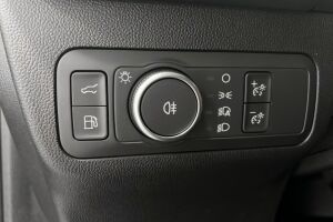 Ford Kuga esikatselu 18