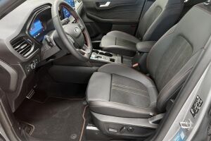 Ford Kuga esikatselu 8