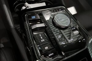 BMW i5 esikatselu 18