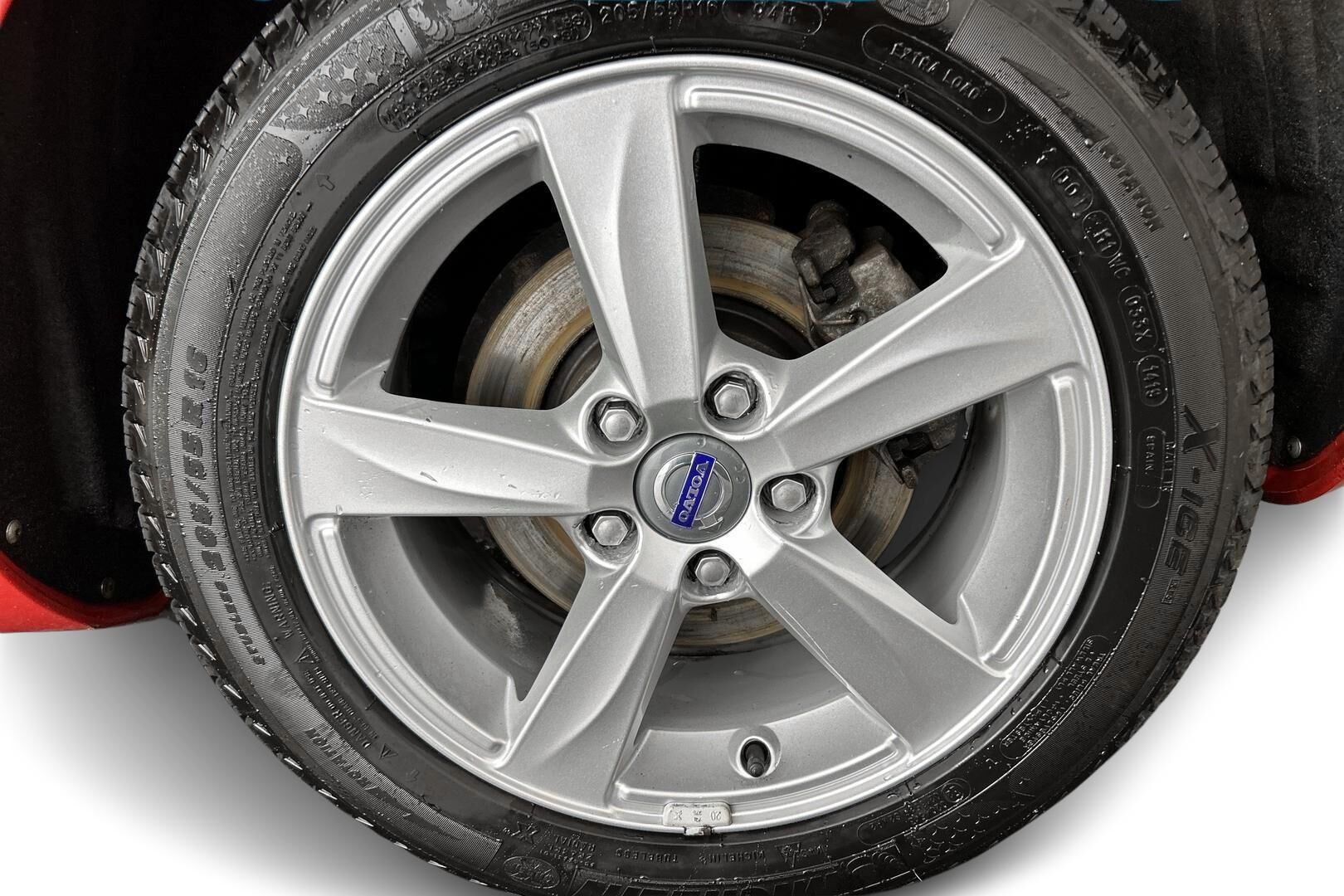 Volvo V40 iso kuva 13