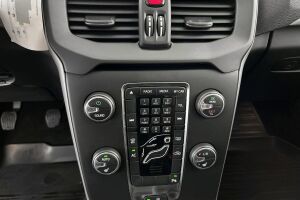 Volvo V40 esikatselu 18