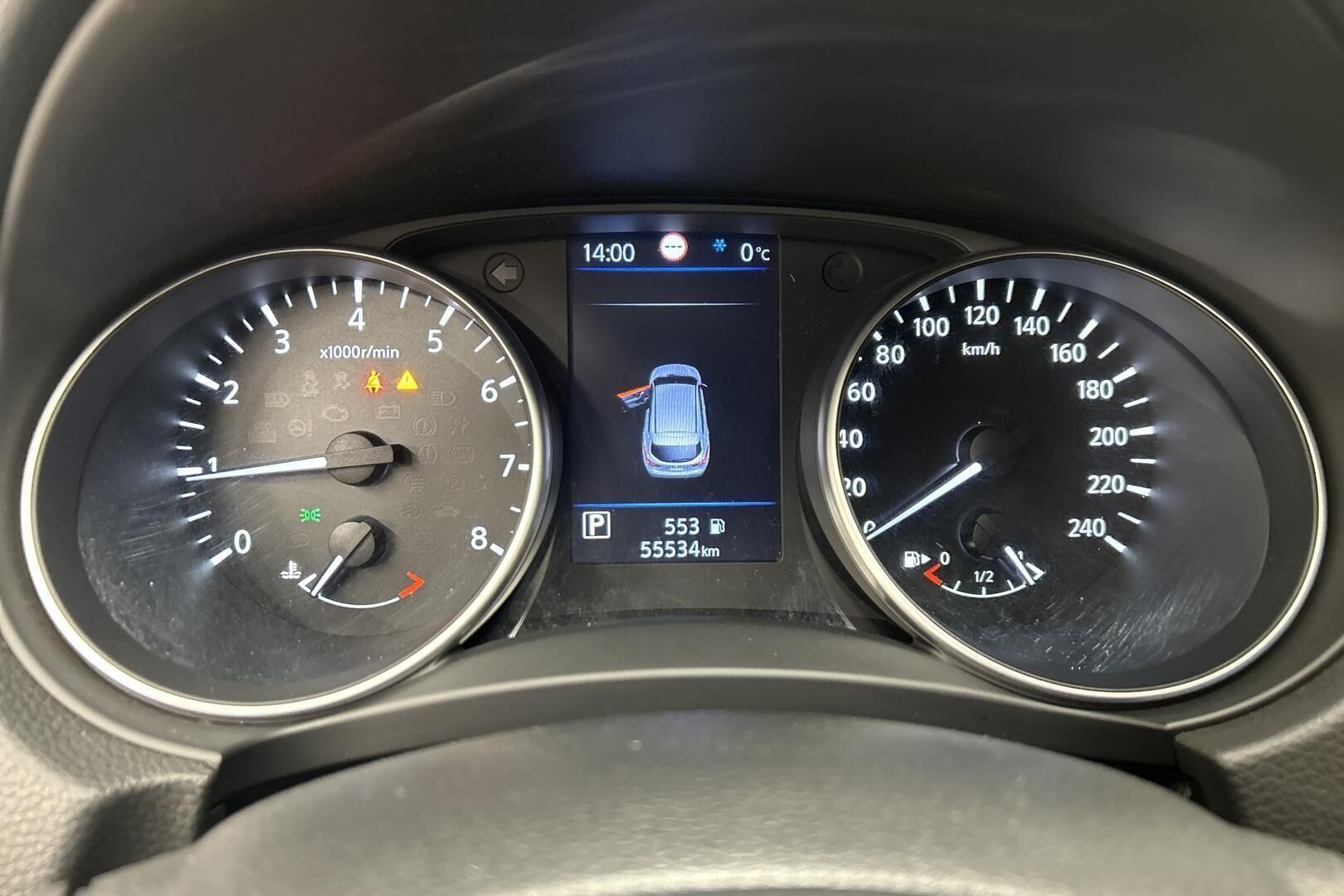 Nissan Qashqai iso kuva 10