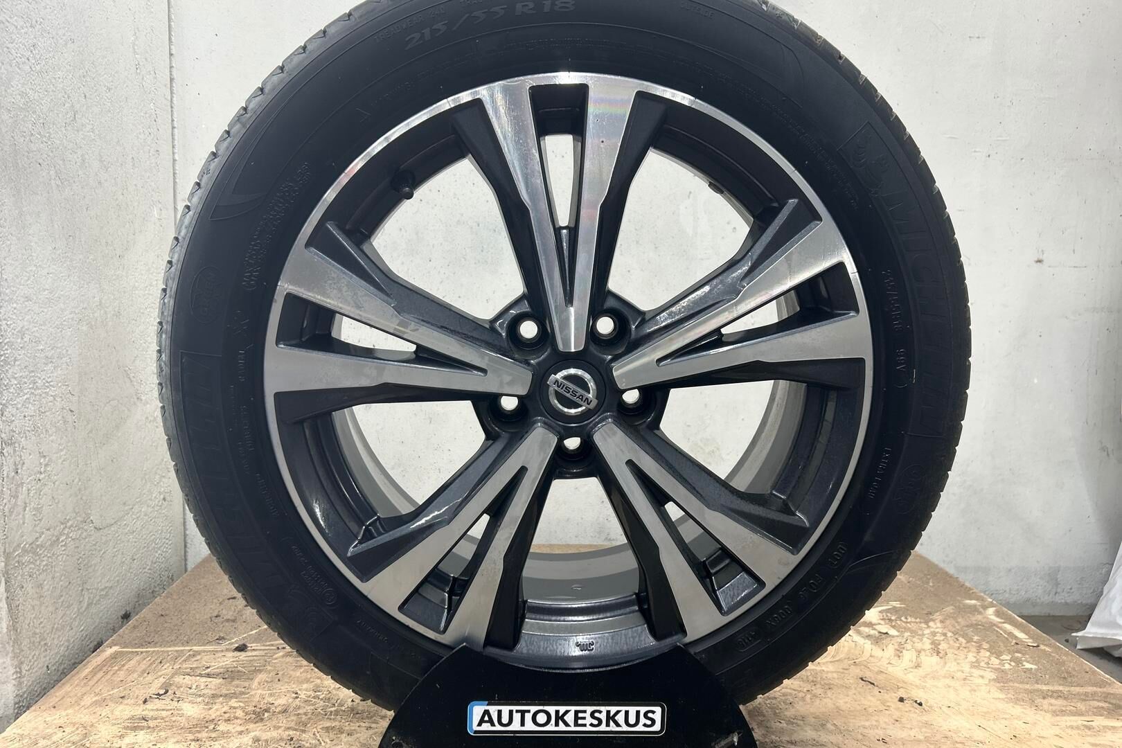 Nissan Qashqai iso kuva 14