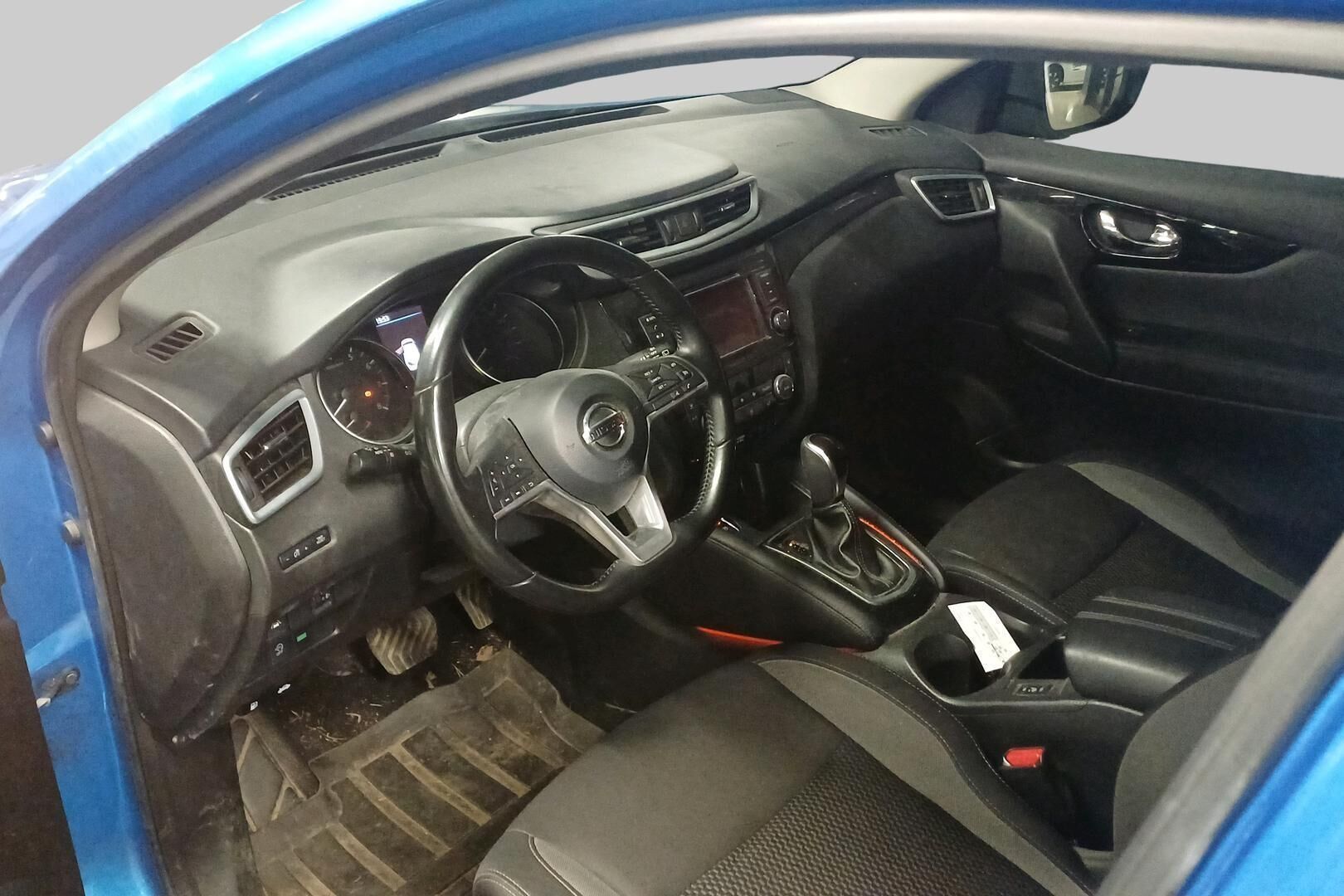 Nissan Qashqai iso kuva 2