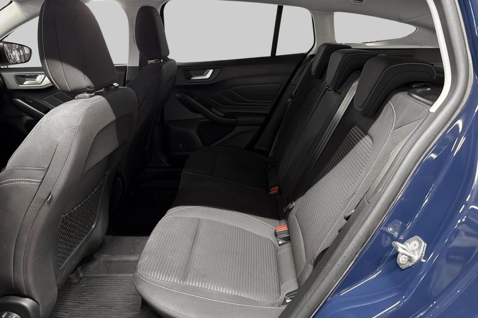 Ford Focus iso kuva 9