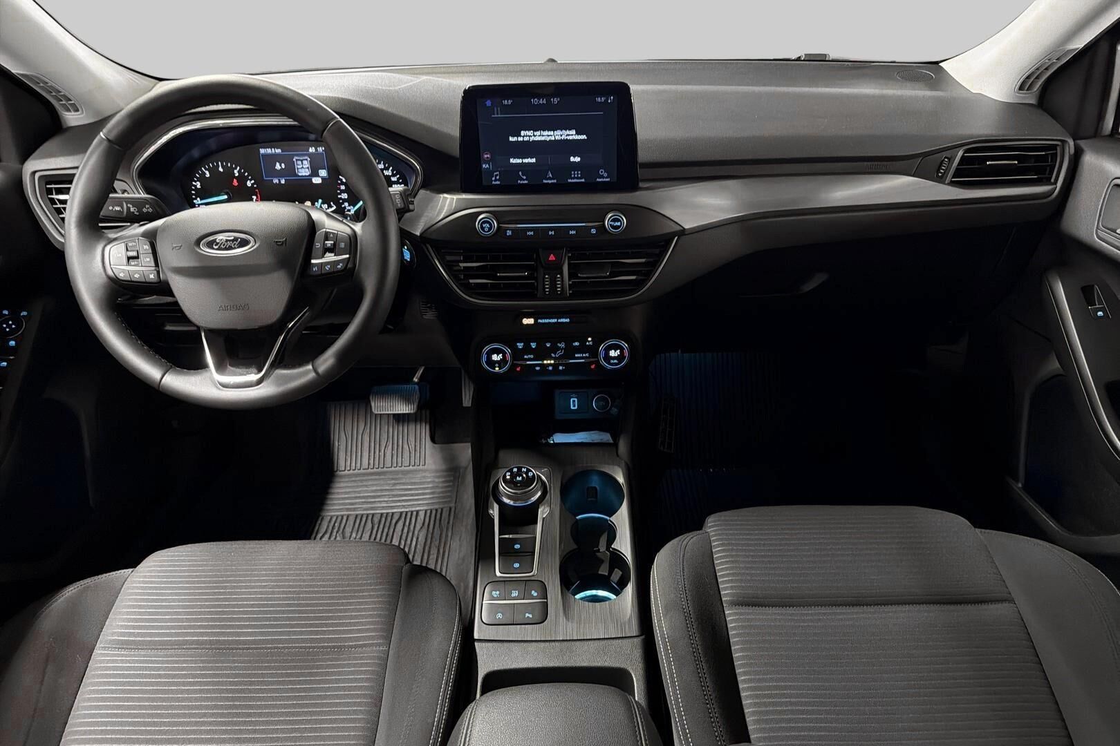 Ford Focus iso kuva 10