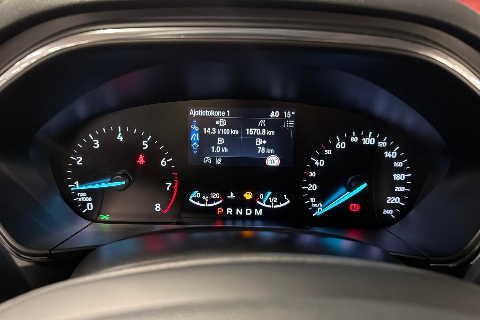 Ford Focus iso kuva 32