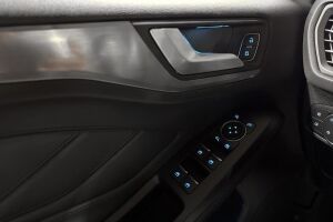 Ford Focus esikatselu 17