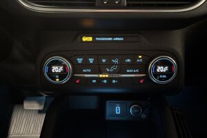 Ford Focus esikatselu 25
