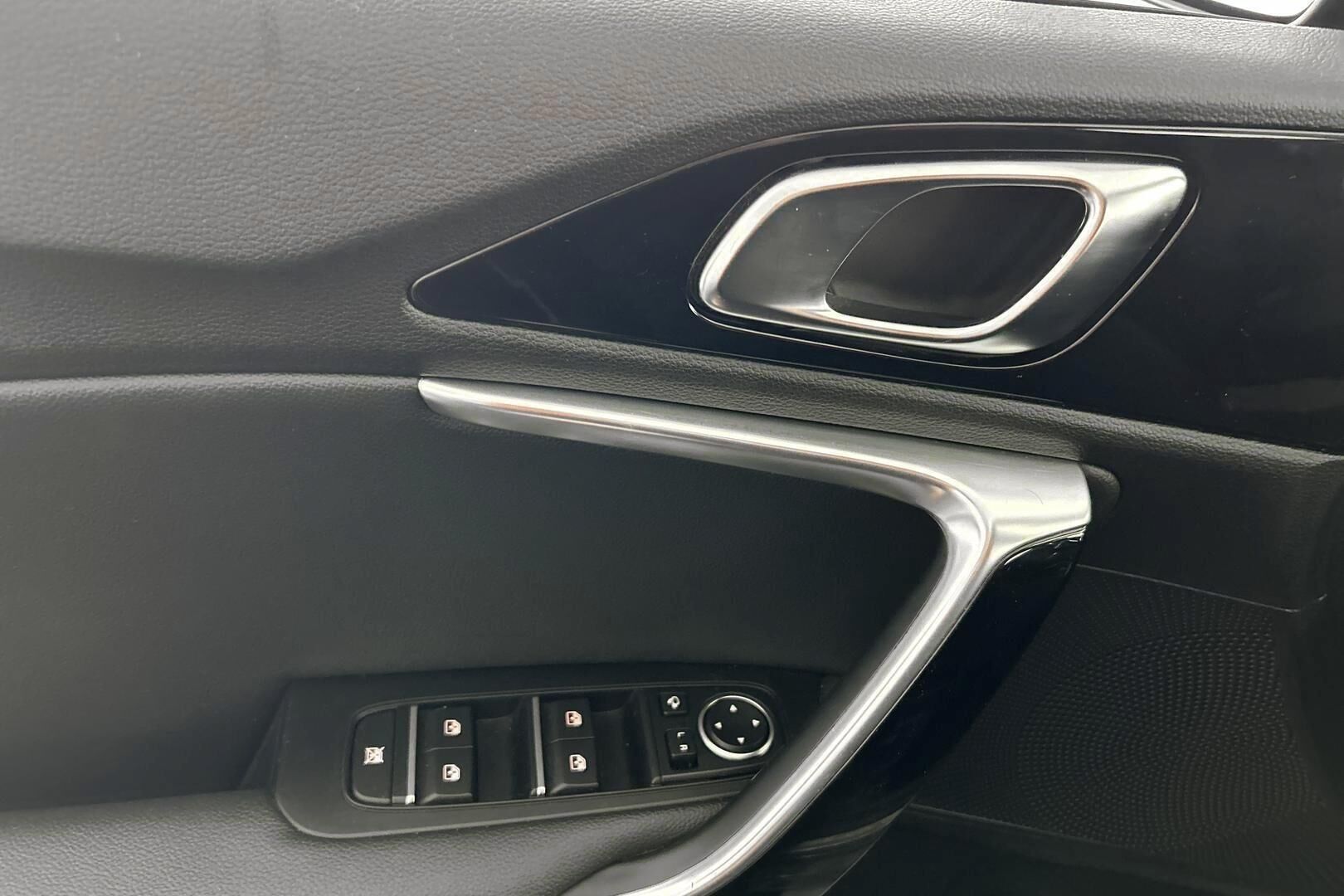 Kia ProCeed iso kuva 25