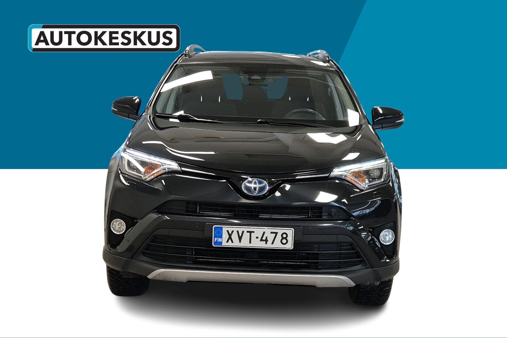 Toyota RAV4 iso kuva 2