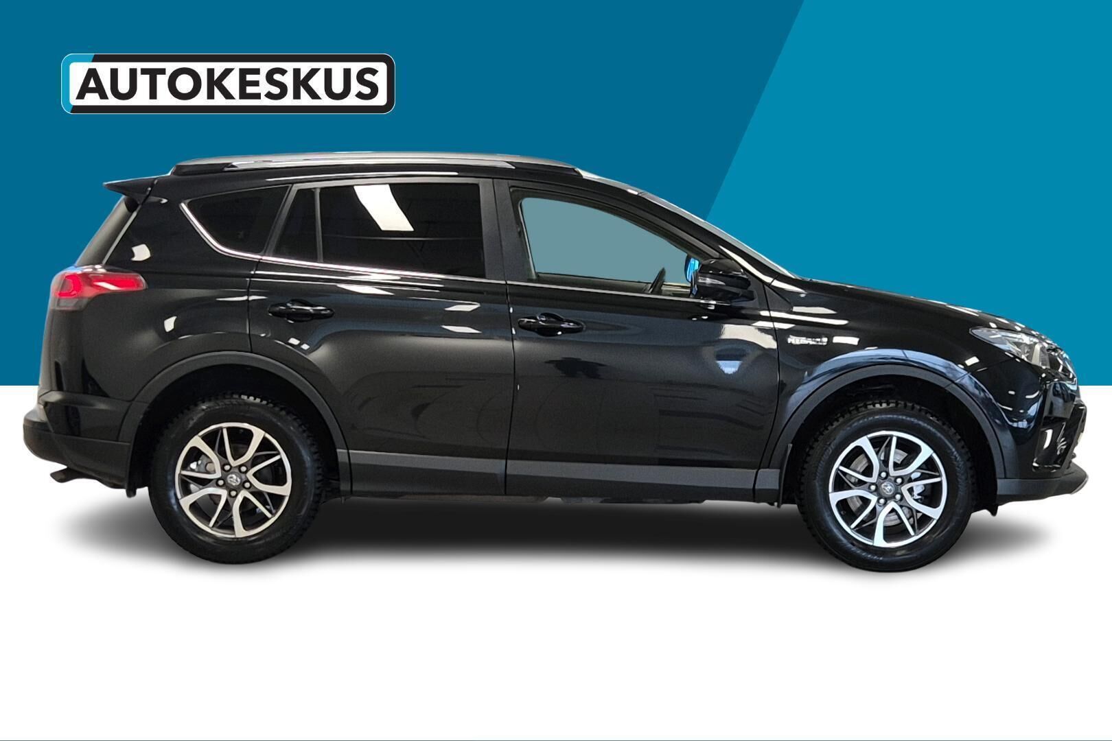 Toyota RAV4 iso kuva 4