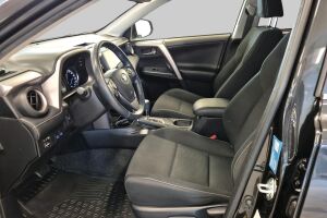 Toyota RAV4 esikatselu 9