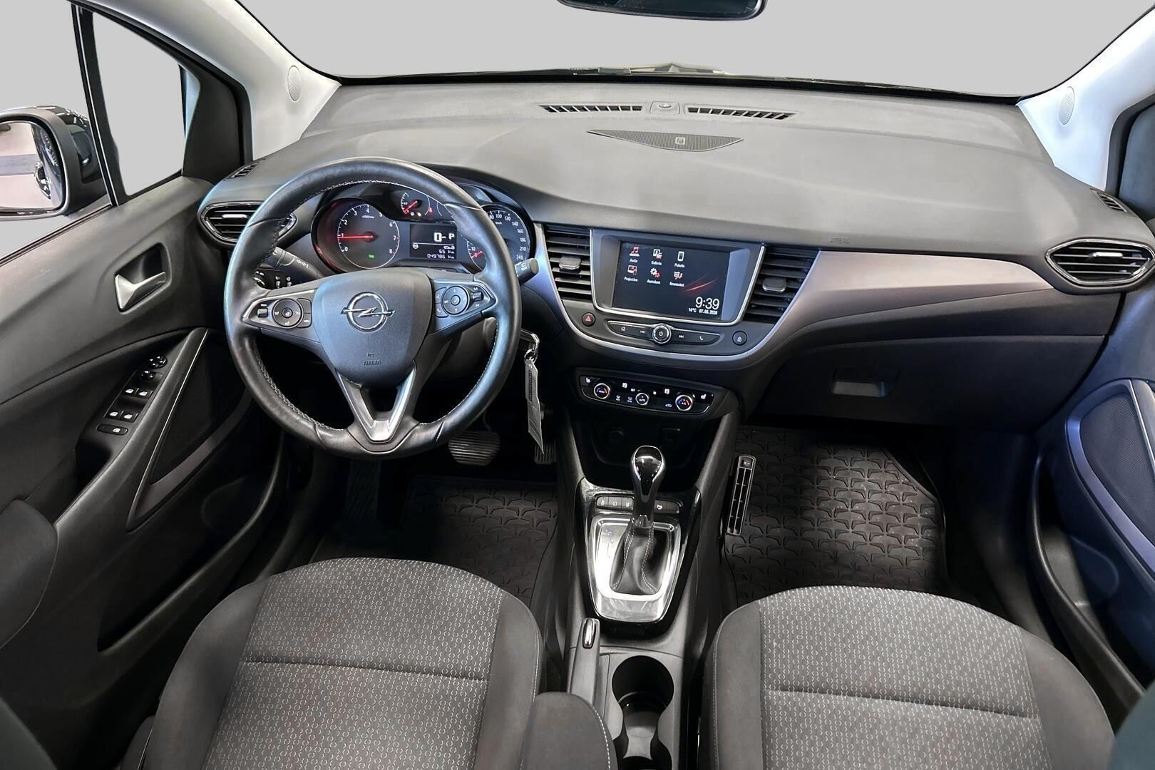 Opel Crossland X iso kuva 11