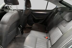 Skoda Octavia esikatselu 10