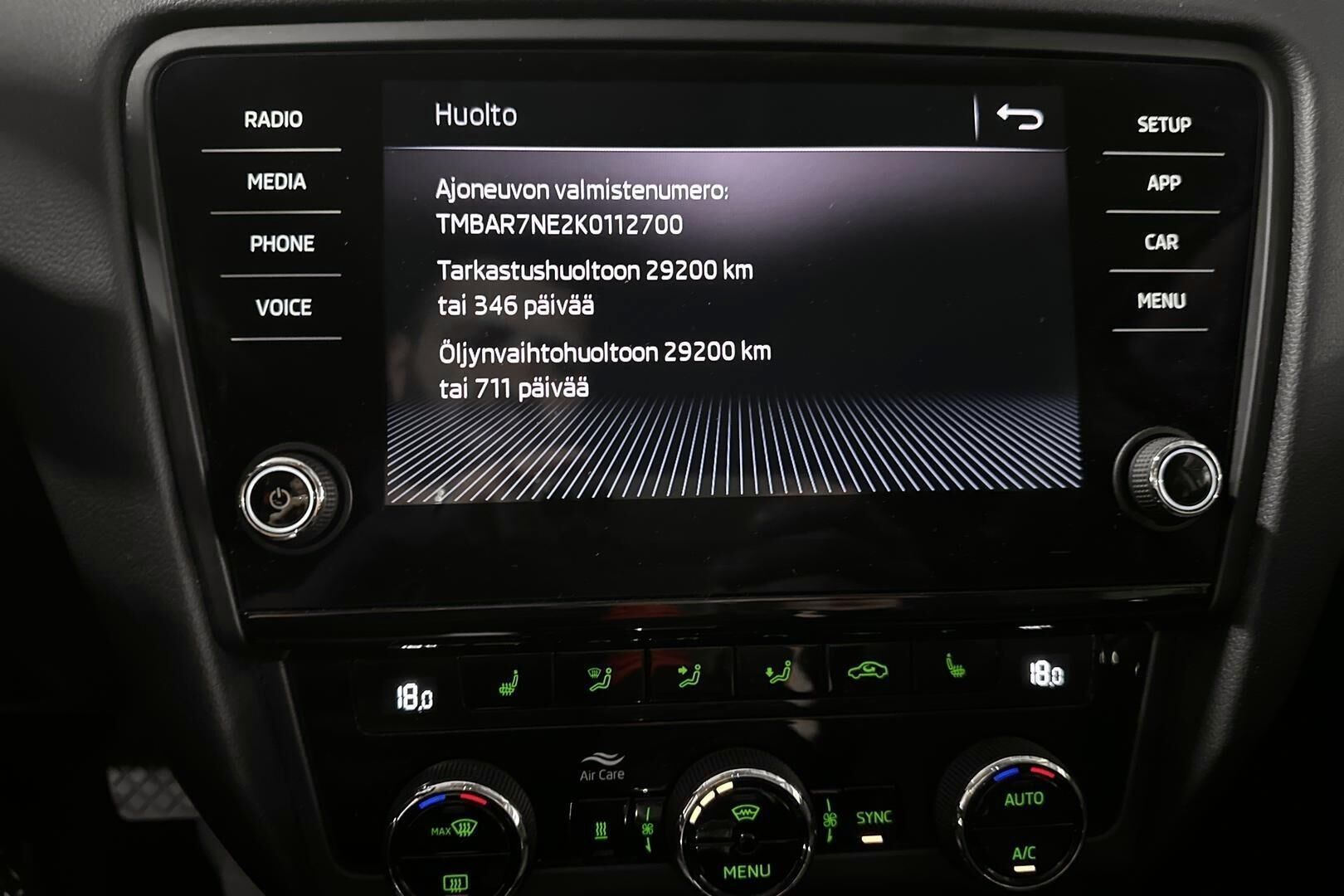 Skoda Octavia iso kuva 16