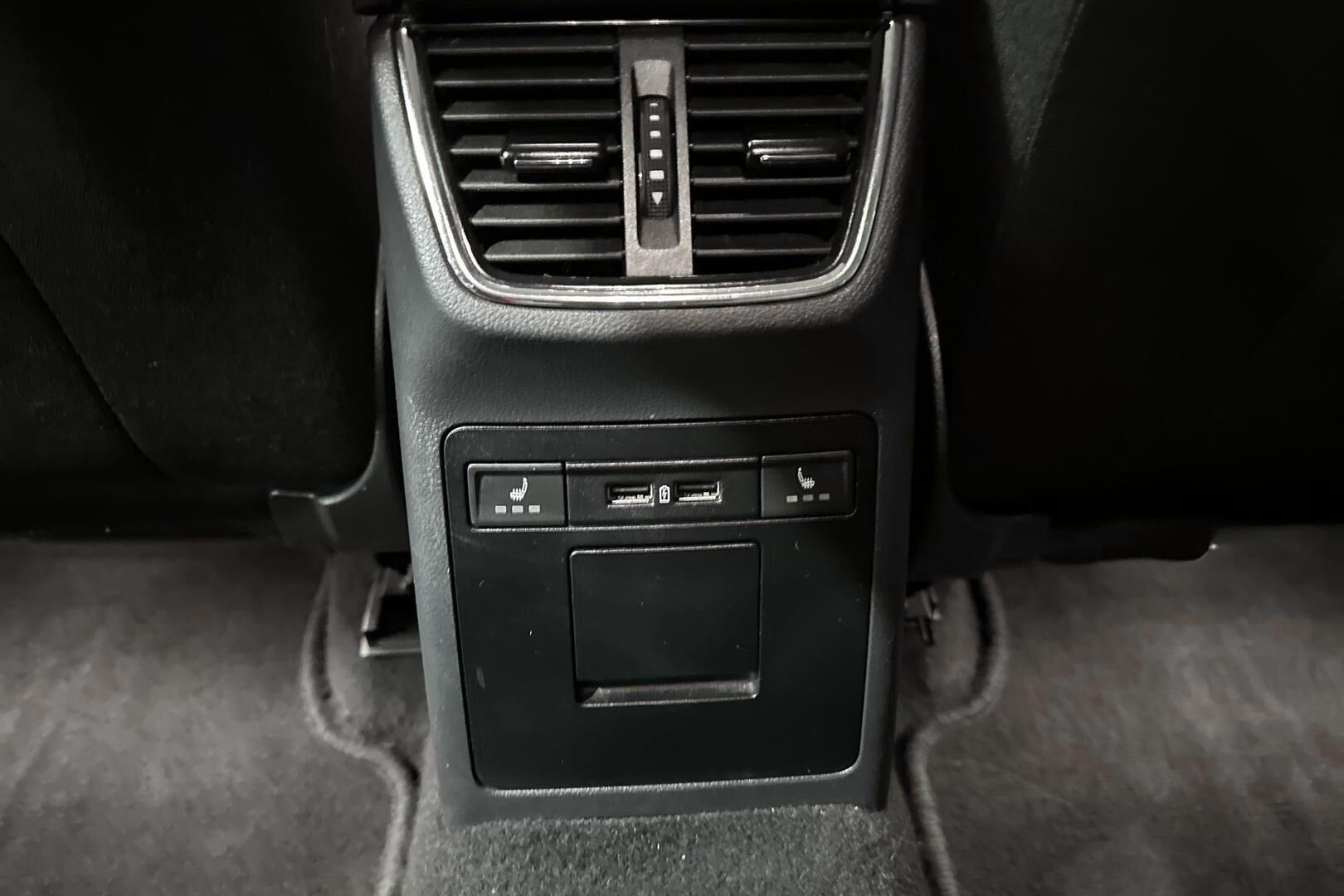 Skoda Octavia iso kuva 25