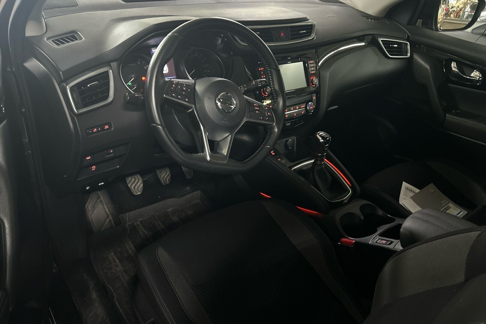 Nissan Qashqai iso kuva 1