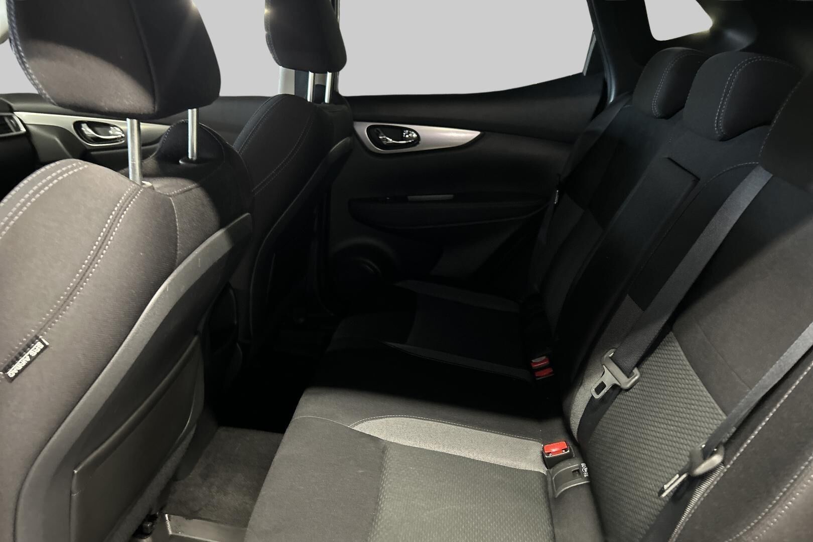 Nissan Qashqai iso kuva 10