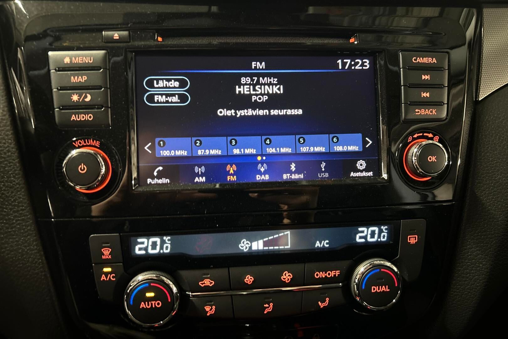 Nissan Qashqai iso kuva 16