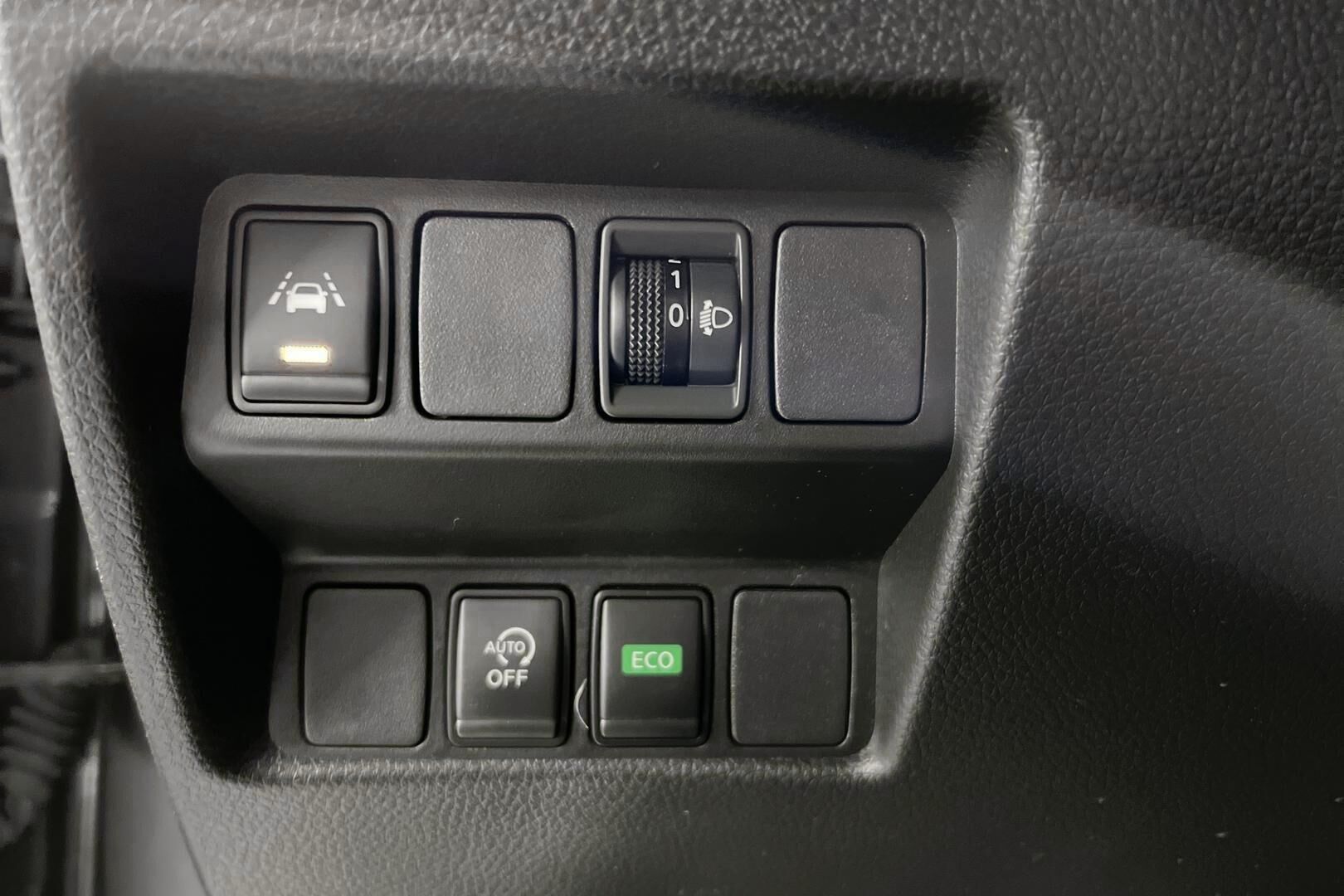 Nissan Qashqai iso kuva 13