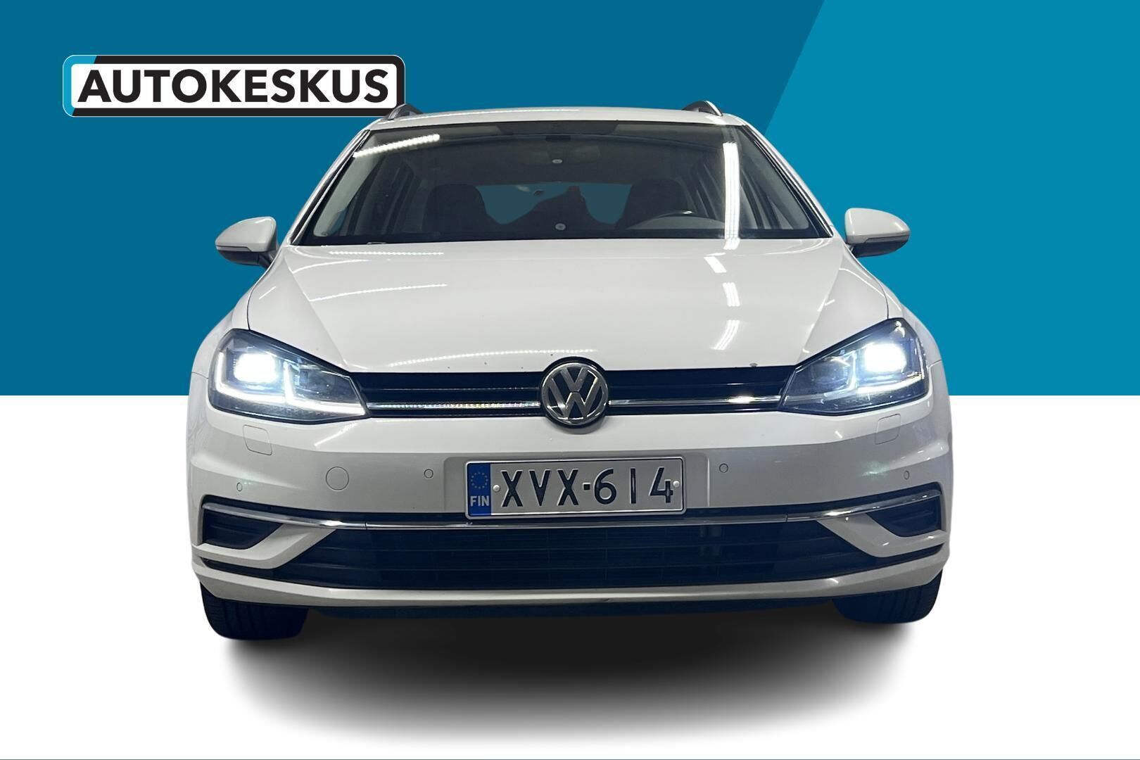 Volkswagen Golf iso kuva 2