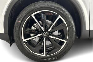 Nissan Qashqai esikatselu 11