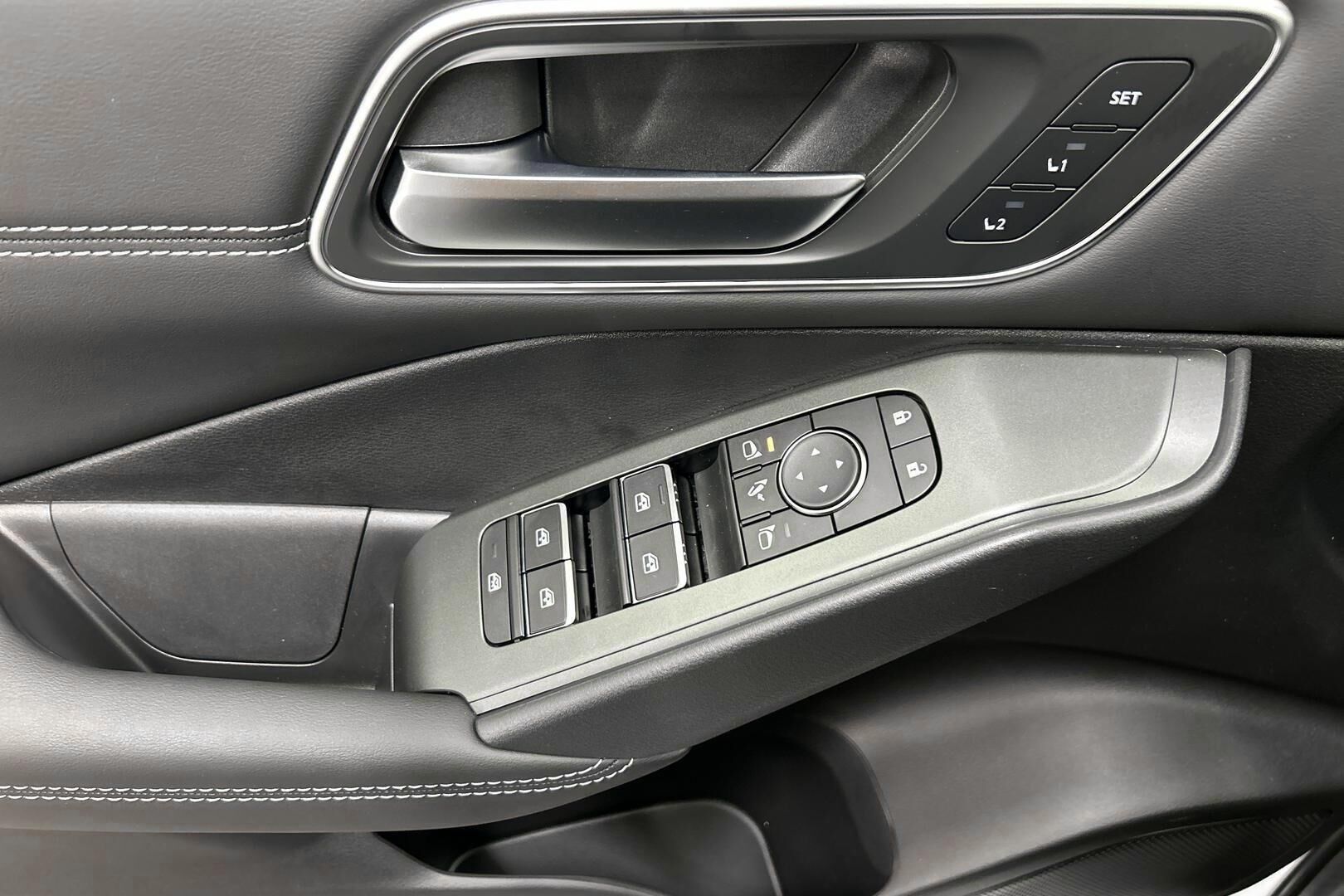 Nissan Qashqai iso kuva 21