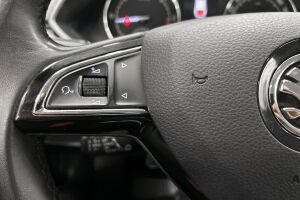 Skoda Superb esikatselu 18